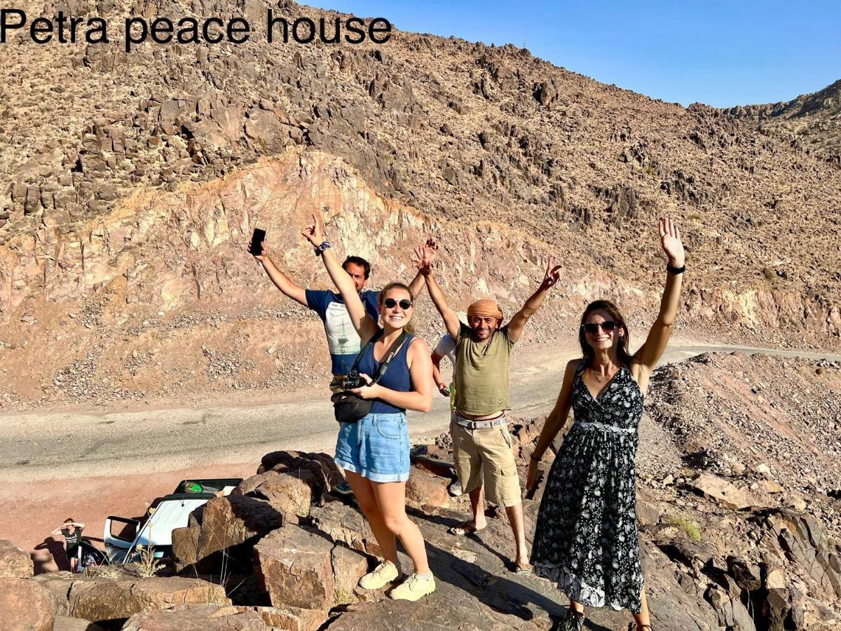 Petra Peace House Hotel Wadi Musa Buitenkant foto